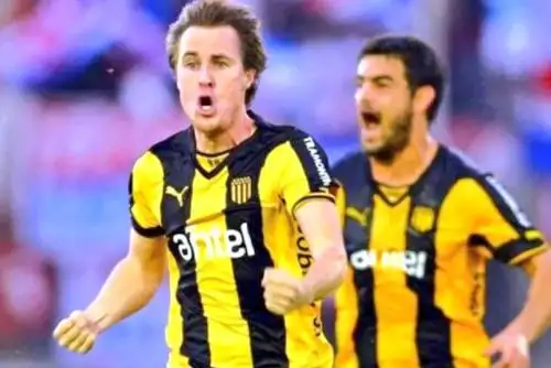 Uruguayo Hernán Novick cerca de reforzar el equipo "crema"