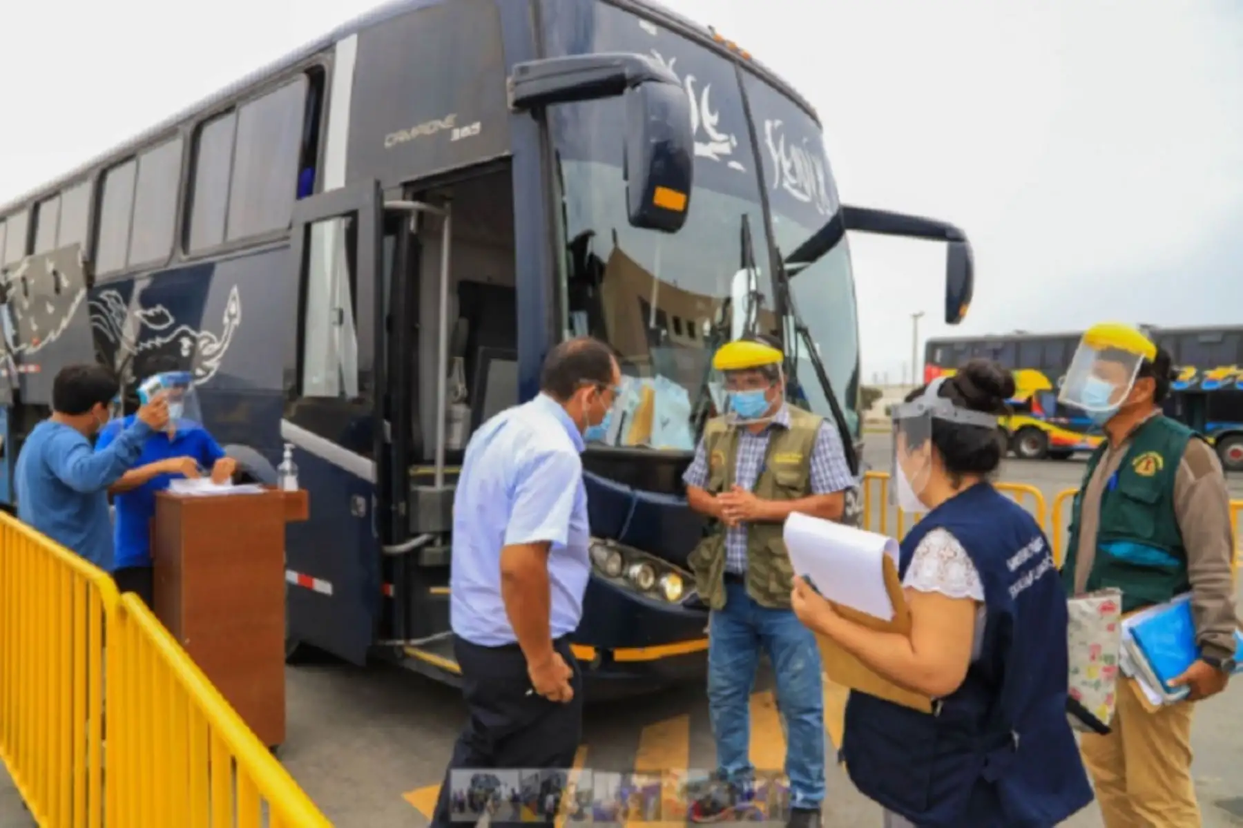 La municipalidad provincial del Santa, en un trabajo coordinado con la Fiscalía de Prevención del Delito, verificó el cumplimiento de las medidas de bioseguridad en el terminal terrestre de Chimbote, a fin de prevenir el contagio del covid-19.