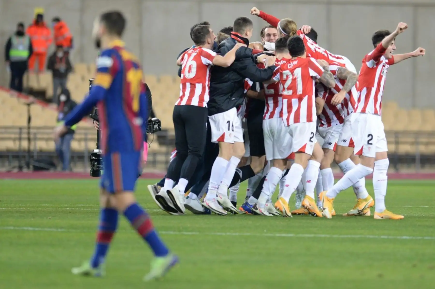 Athletic de Bilbao derrota a Barcelona en la final de la Supercopa de España