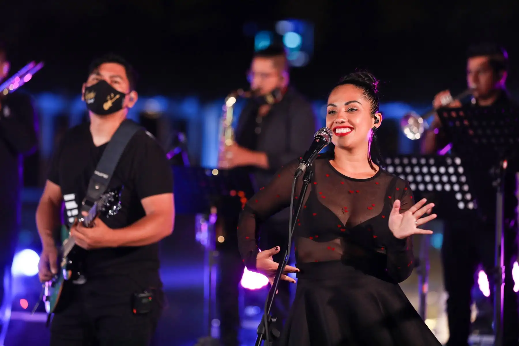 La Municipalidad Metropolitana de Lima realizó una serenata virtual para celebrar los 486 años de fundación de la ciudad de Lima. Bartola, Daniela Darcourt, Dilbert Aguilar y Orquesta La Tribu, William Luna, Laurita Pacheco y muchos artistas más participaron en la ceremonia. Foto: MML