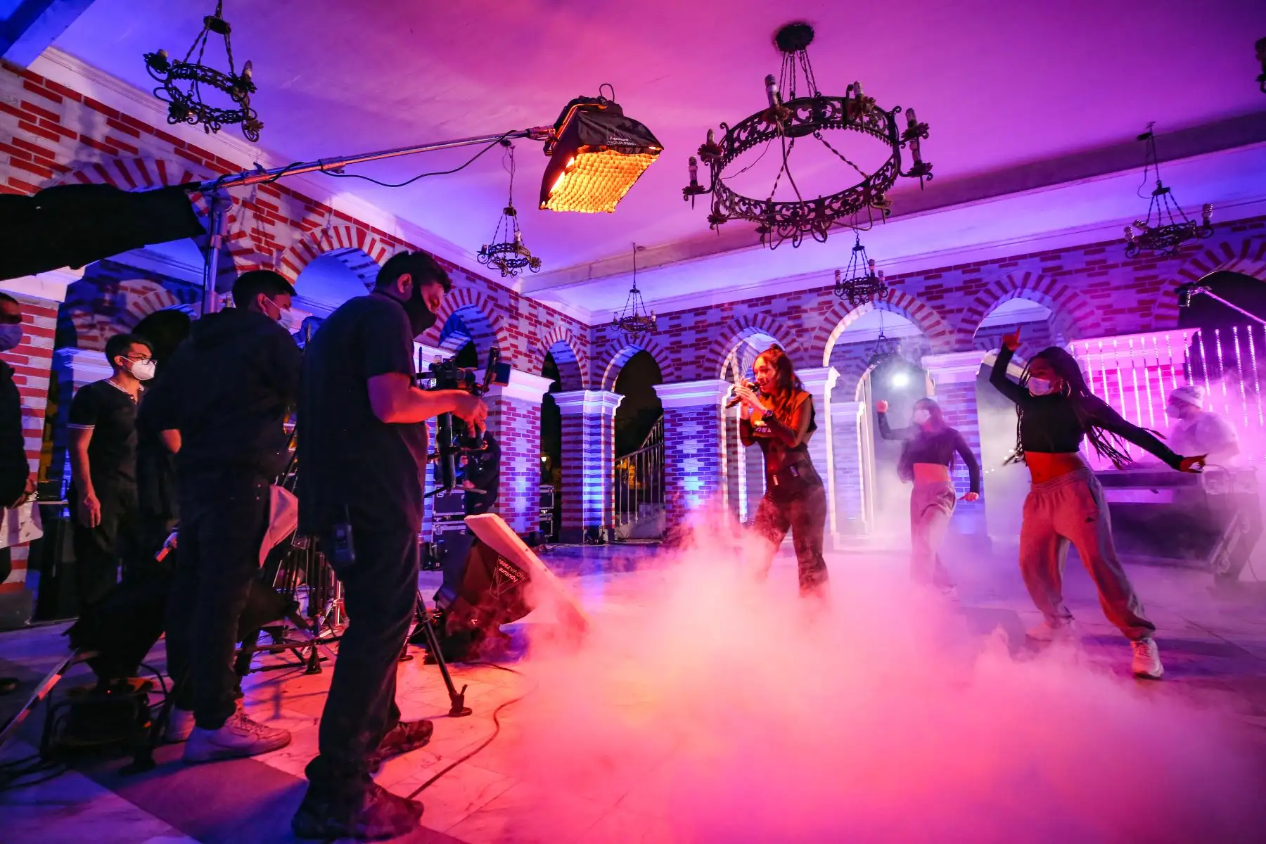 La Municipalidad Metropolitana de Lima realizó una serenata virtual para celebrar los 486 años de fundación de la ciudad de Lima. Bartola, Daniela Darcourt, Dilbert Aguilar y Orquesta La Tribu, William Luna, Laurita Pacheco y muchos artistas más participaron en la ceremonia. Foto: MML