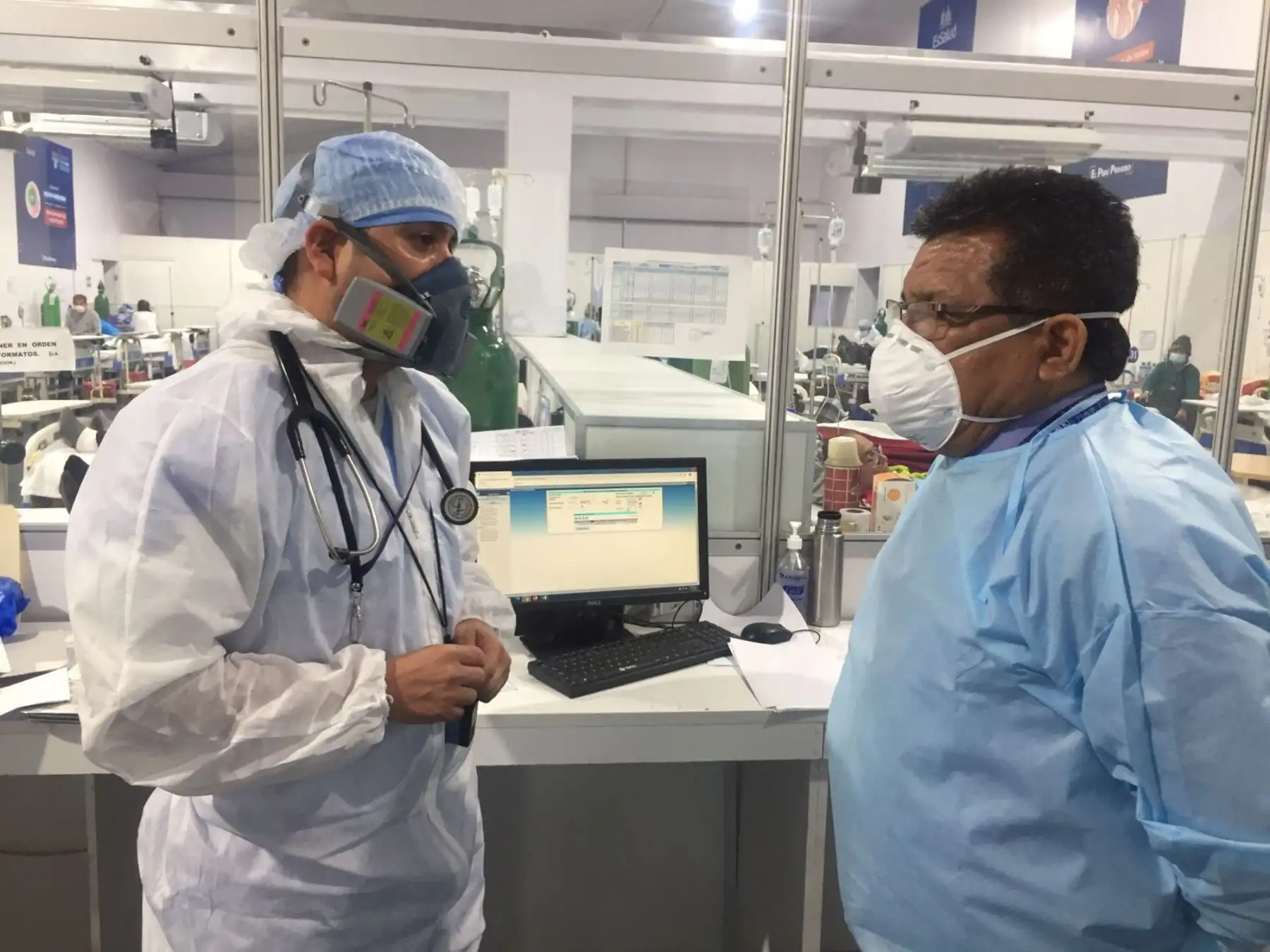 EsSalud advirtió que en la primera quincena de enero de este año aumentó el ingreso de pacientes con coronavirus (covid-19) menores de 40 años en Huánuco. ANDINA/Difusión