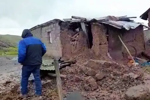 Vivienda afectada por las lluvias intensas en el distrito de Huayllay, región Pasco.