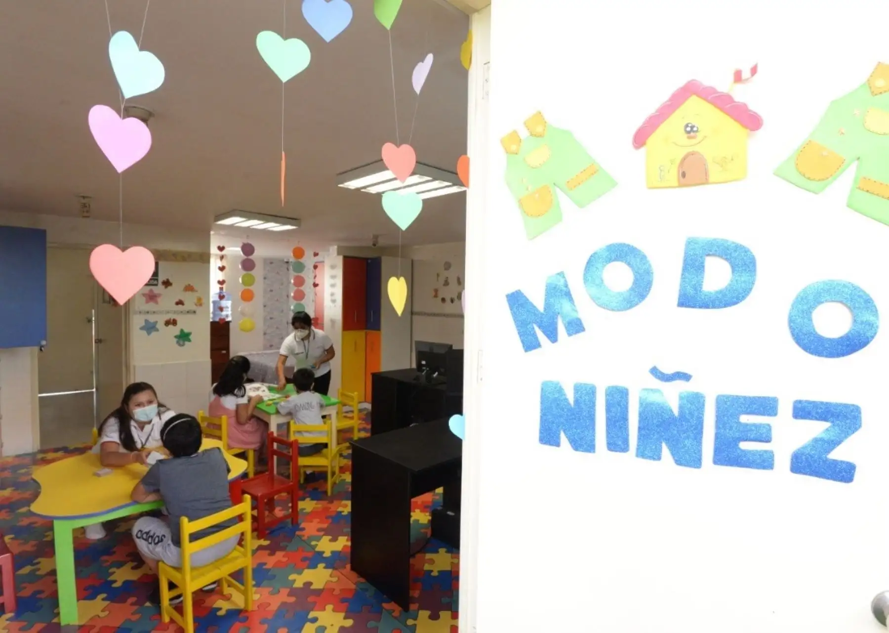 El servicio Juguemos ayuda a fortalecer autoprotección de niños y adolescentes indígenas de comunidades amazónicas y del lago Titicaca, destacó el Ministerio de la Mujer y Poblaciones Vulnerables. ANDINA/Difusión