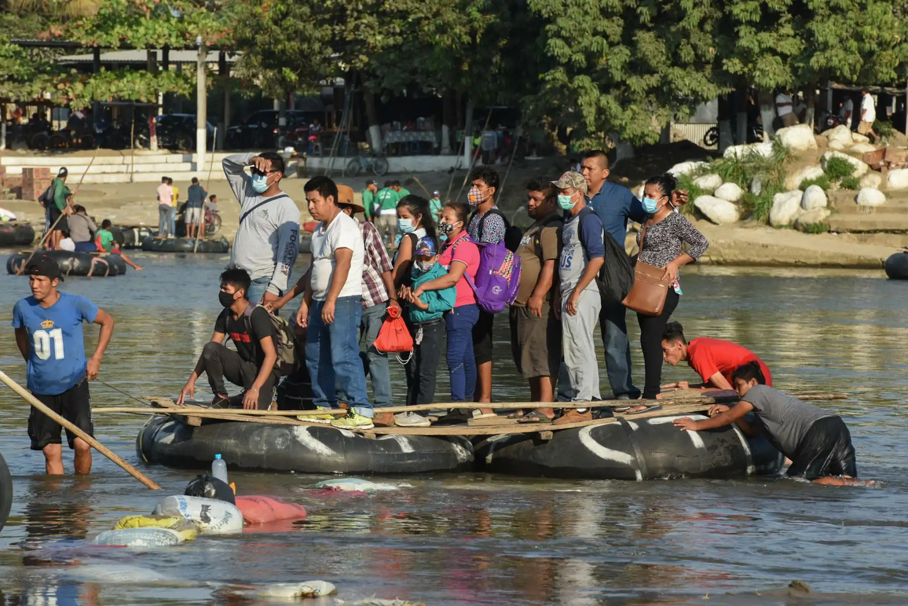 Nuevas caravanas de migrantes salen de Honduras  llegar a Estados Unidos. Foto: AFP
