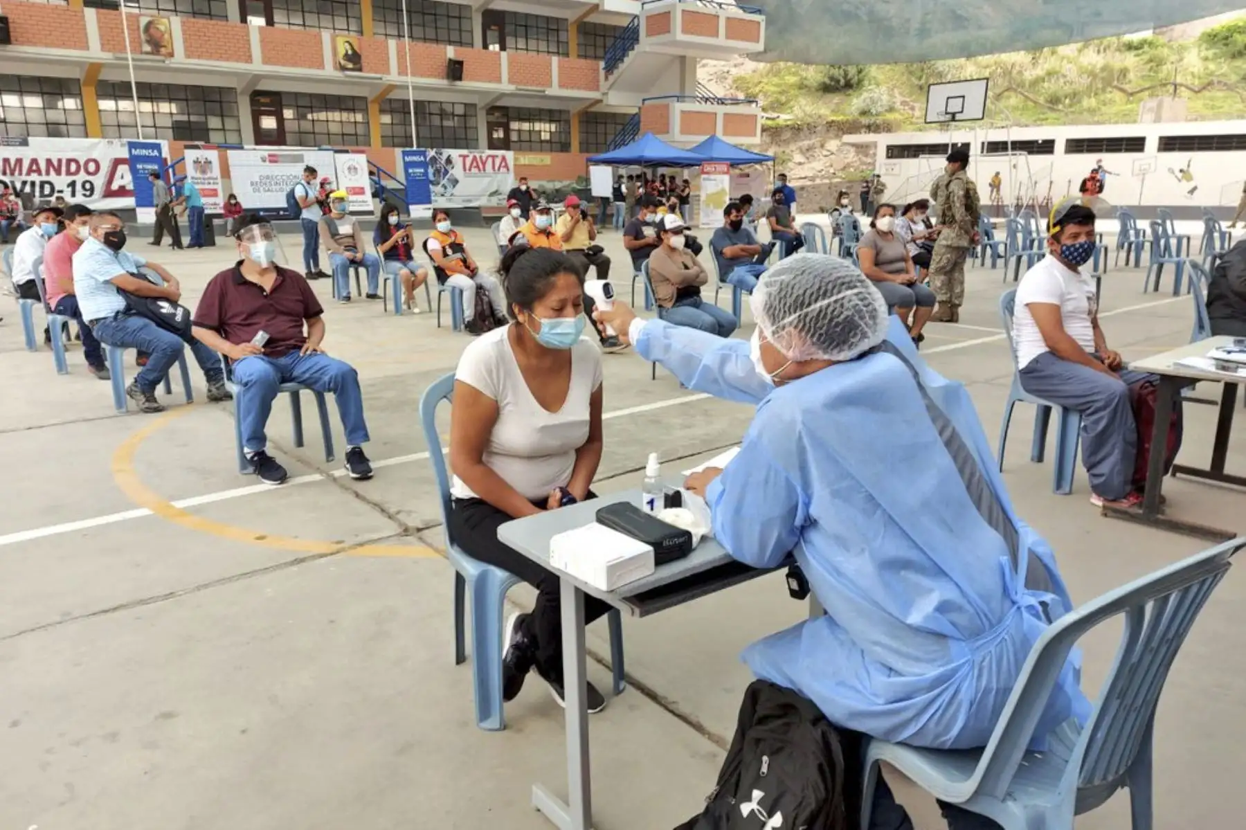 Hasta las 22:00 horas del 25 de enero se han procesado muestras (moleculares y serológicas) para seis millones 142,221 personas por covid-19. Foto: ANDINA/Difusión
