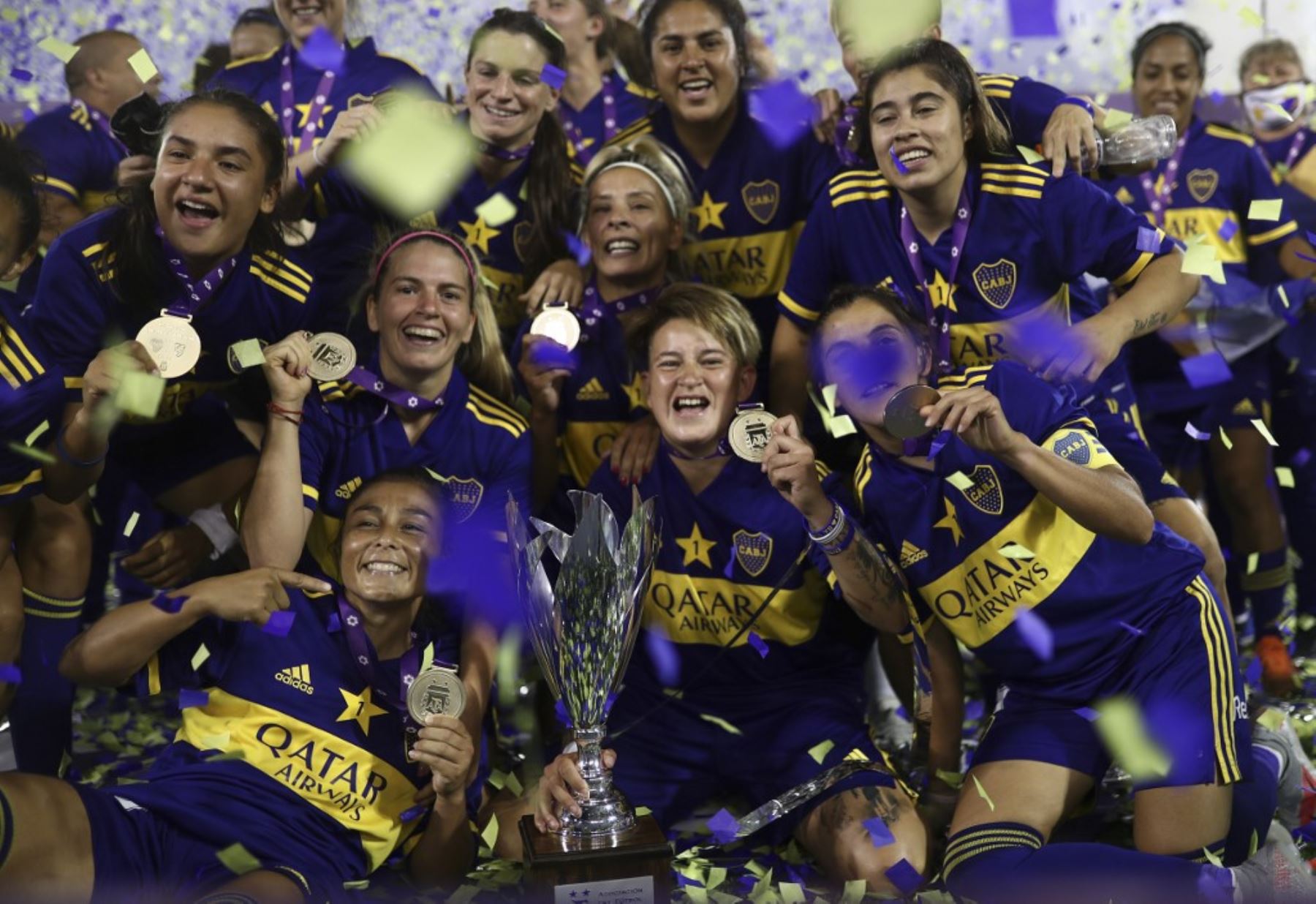 Boca Juniors se corona campeón del fútbol femenino de Argentina.