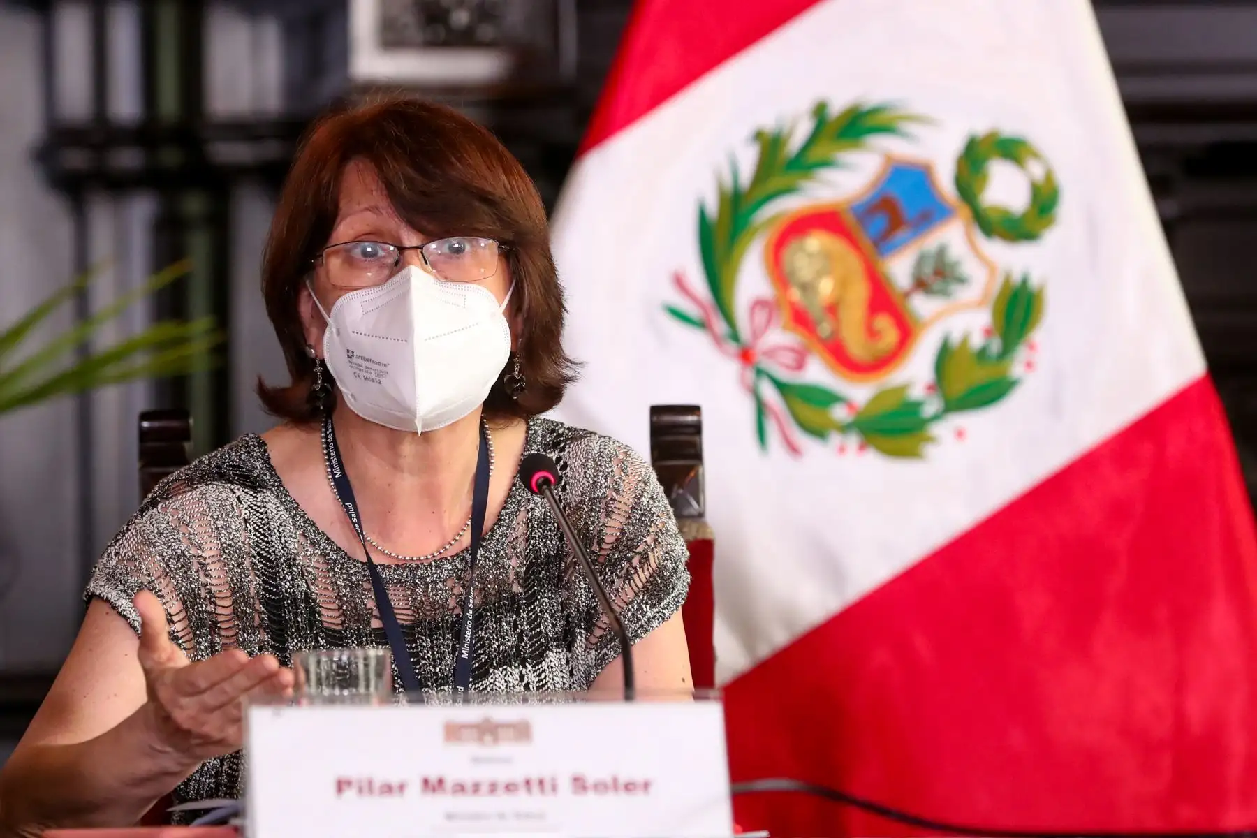 Mazzetti aseguró hoy que, sin dudarlo, se pondrá la vacuna contra el coronavirus. Foto: ANDINA/Difusión