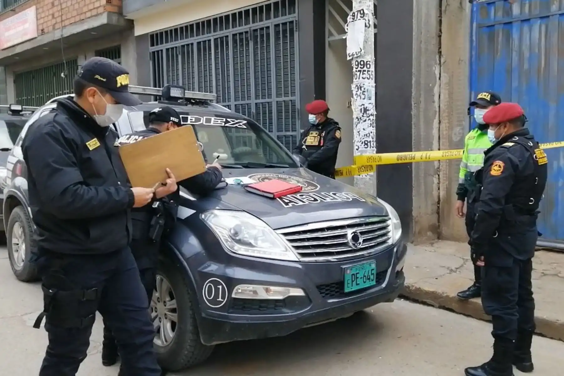 Policía investiga explosión en la vivienda de un funcionario de la región Junín.