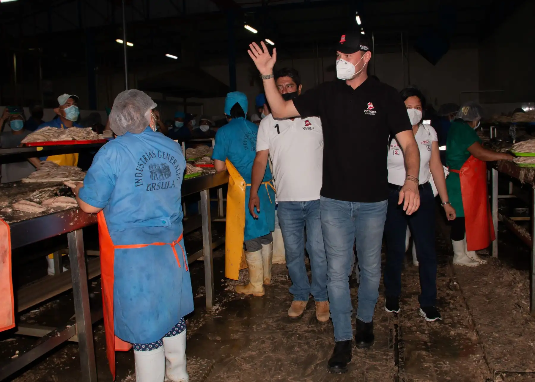 Candidato de Victoria Nacional, George Forsyth, en Chimbote, región Áncash.