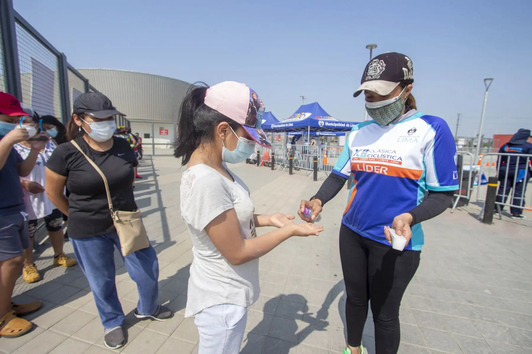 Municipalidad de Lima promueve la Escuela de ciclismo urbano, que en esta oportunidad llega a Villa El Salvador. 
Foto: Municipalidad de Lima