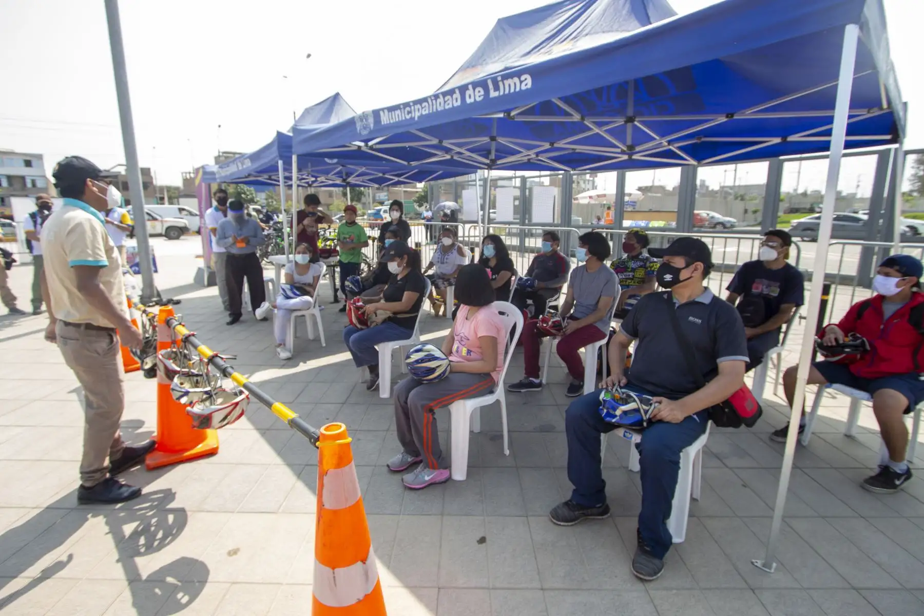 Municipalidad de Lima promueve la Escuela de ciclismo urbano, que en esta oportunidad llega a Villa El Salvador. 
Foto: Municipalidad de Lima