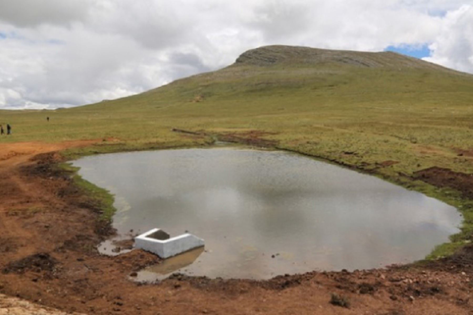 Gobierno Regional de La Libertad impulsa la construcción de reservorios en la provincia de Bolívar como part del programa Siembra y cosecha de agua. ANDINA/Difusión