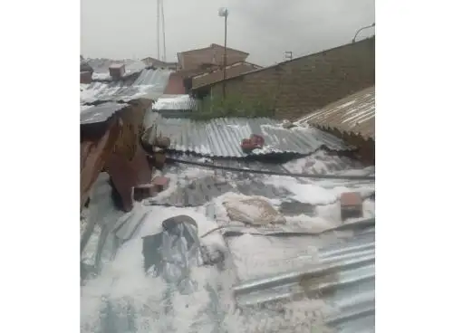 Lluvias intensas y granizo afectan viviendas, cultivos y comisaría en distrito de Cátac, en la sierra de la región Áncash. ANDINA/Difusión