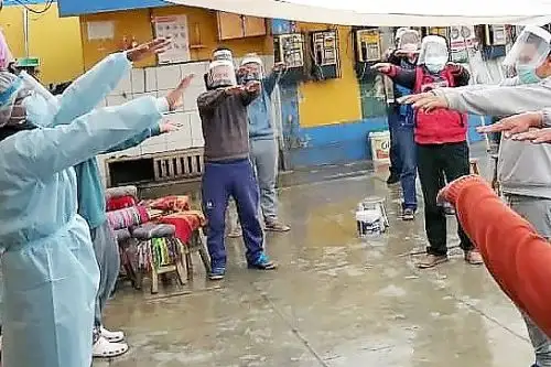 Dinámicas grupales con los internos del establecimiento penitenciario de Andahuaylas.