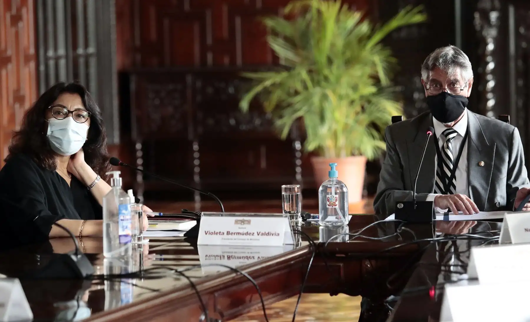 El presidente Francisco Sagasti convocó esta tarde al Grupo de Trabajo que apoya la implementación del proceso de vacunación contra el covid-19 para articular las acciones logísticas necesarias para inmunizar a la población. Foto: ANDINA/Prensa Presidencia