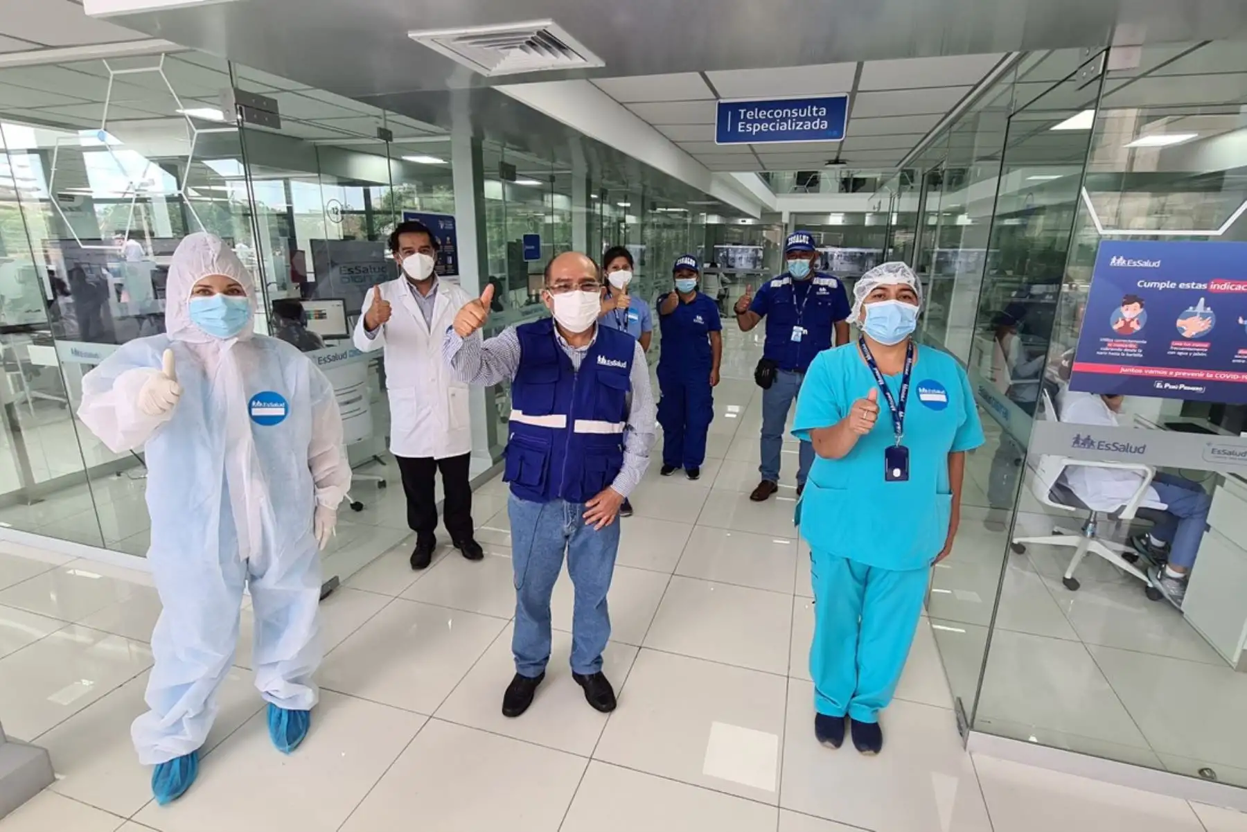 EsSalud contratará a 4,000 profesionales de la salud para fortalecer atención covid-19. Foto: ANDINA/Difusión.