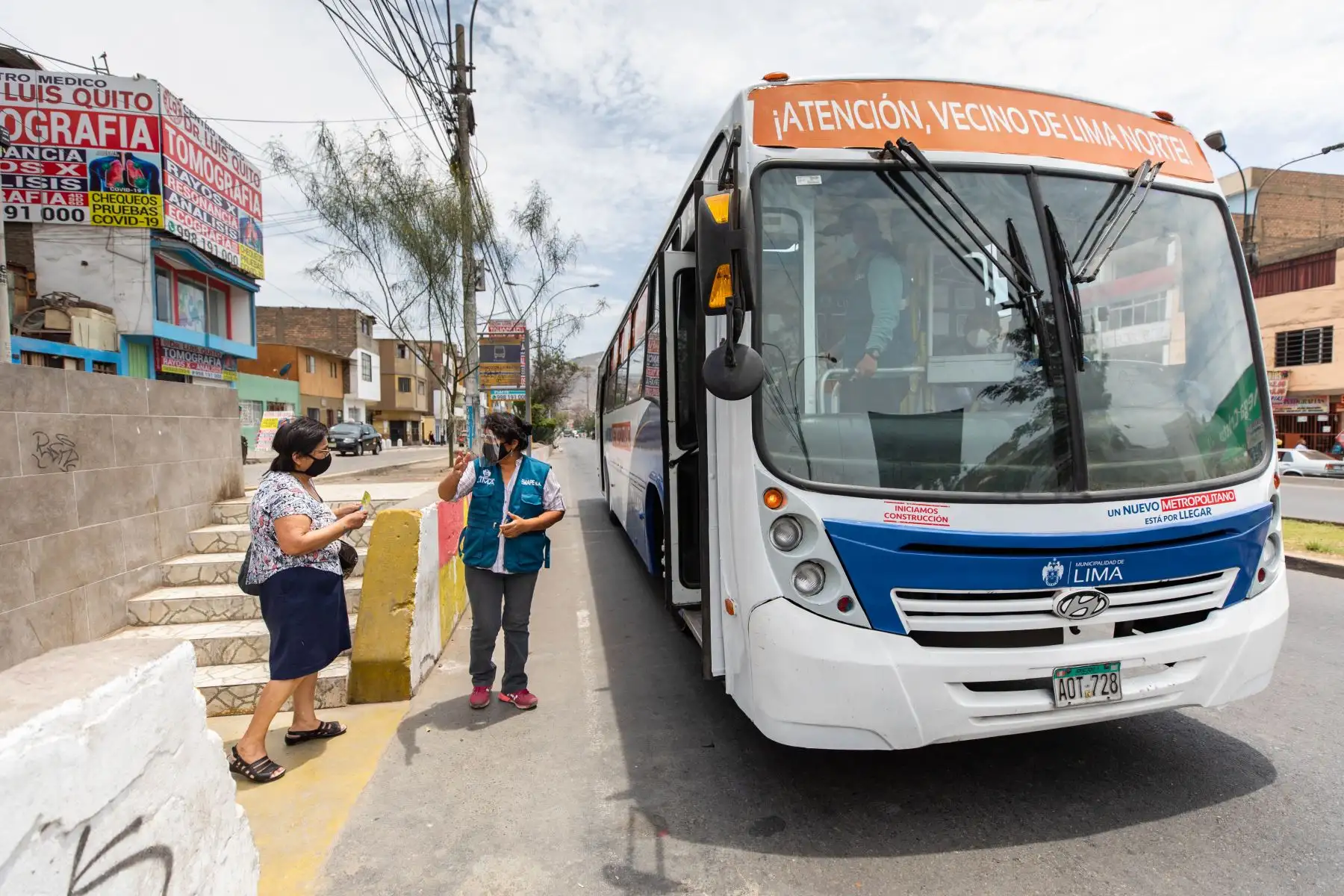 Bus itinerante brinda información sobre nueva ruta norte del Metropolitano-18.
foto:ANDINA/Municipalidad de Lima