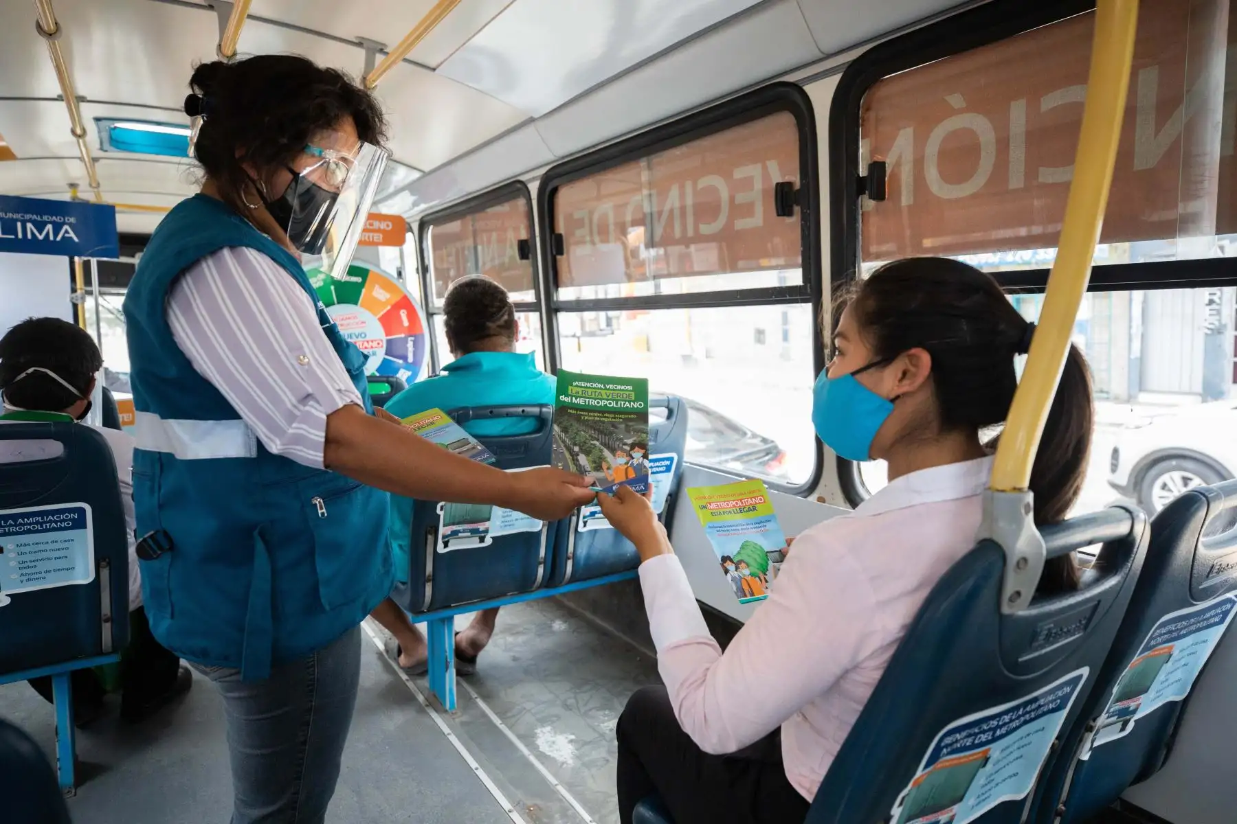 Bus itinerante brinda información sobre nueva ruta norte del Metropolitano-18.
foto:ANDINA/Municipalidad de Lima