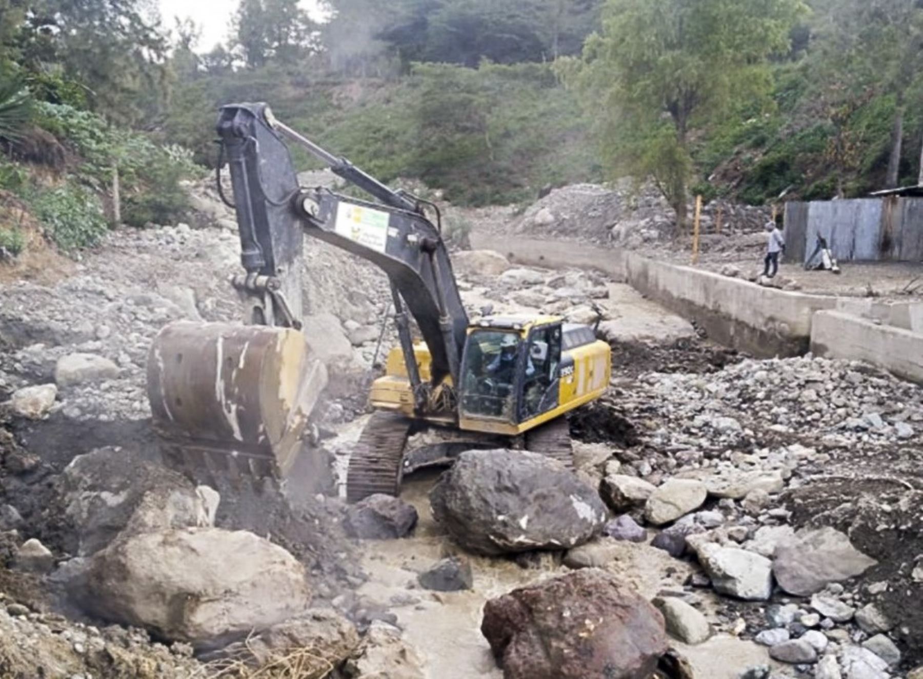 El Ministerio de Vivienda ejecutará trabajos preventivos en 13 puntos críticos de ríos, drenes y quebradas de la región Piura. ANDINA/Difusión