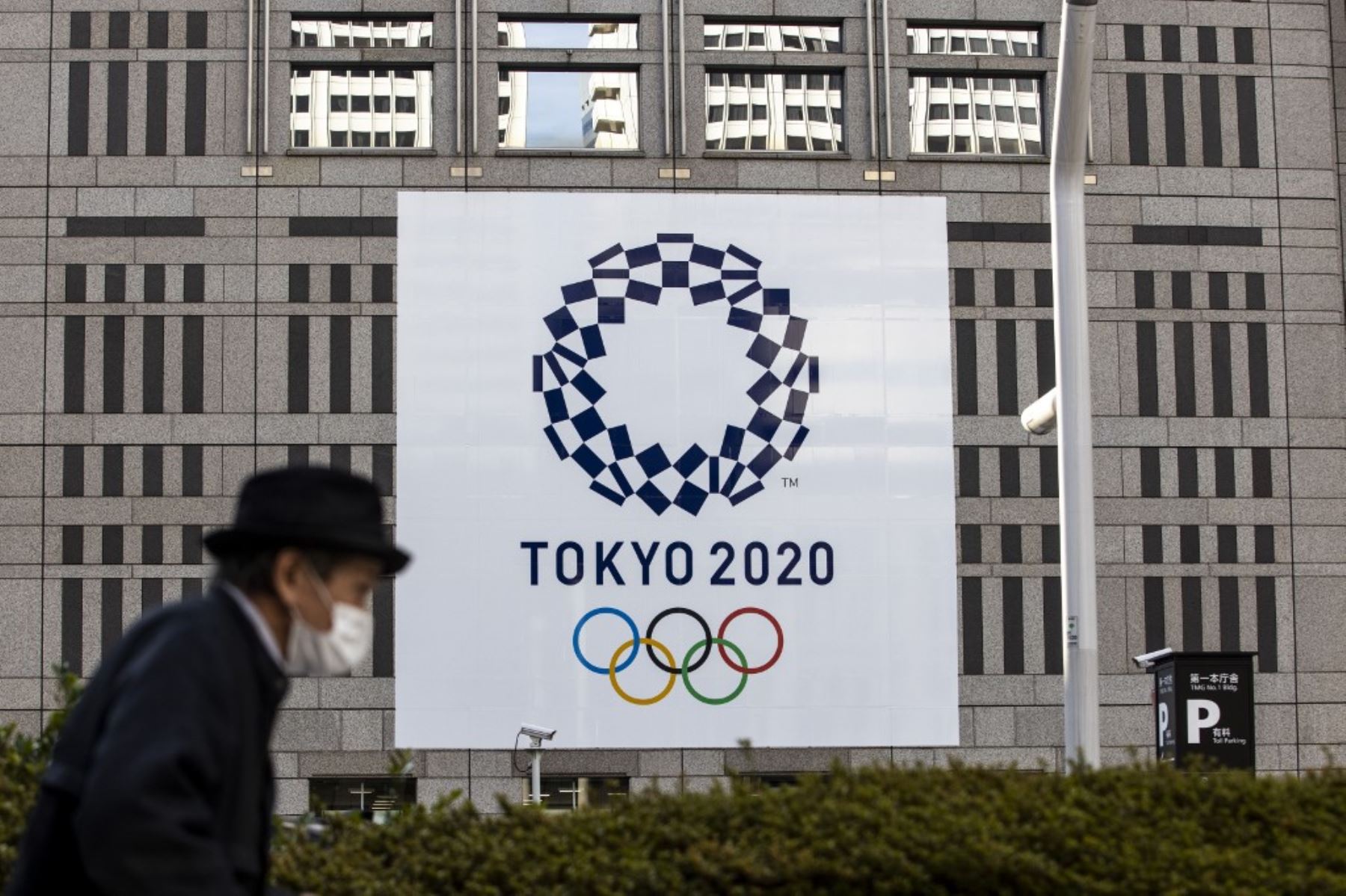 Organizadores de los Juegos Olímpicos Tokio 2020 no ven indispensable la vacunación masiva en Japón.