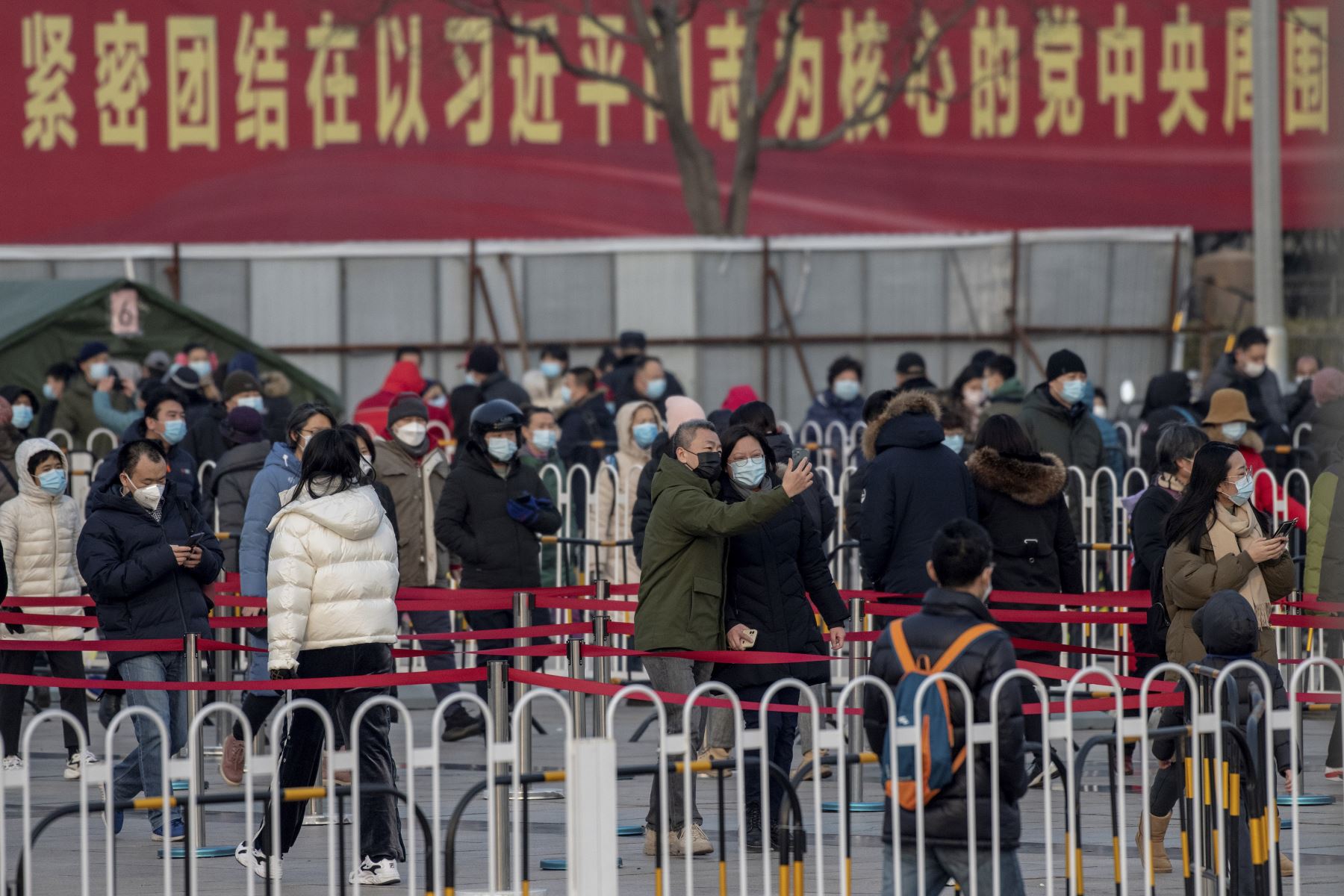 La Comisión Nacional de Sanidad de China anunció la detección de 54 nuevos contagios del coronavirus SARS-CoV-2, de los que 41 son infecciones locales. Foto: AFP