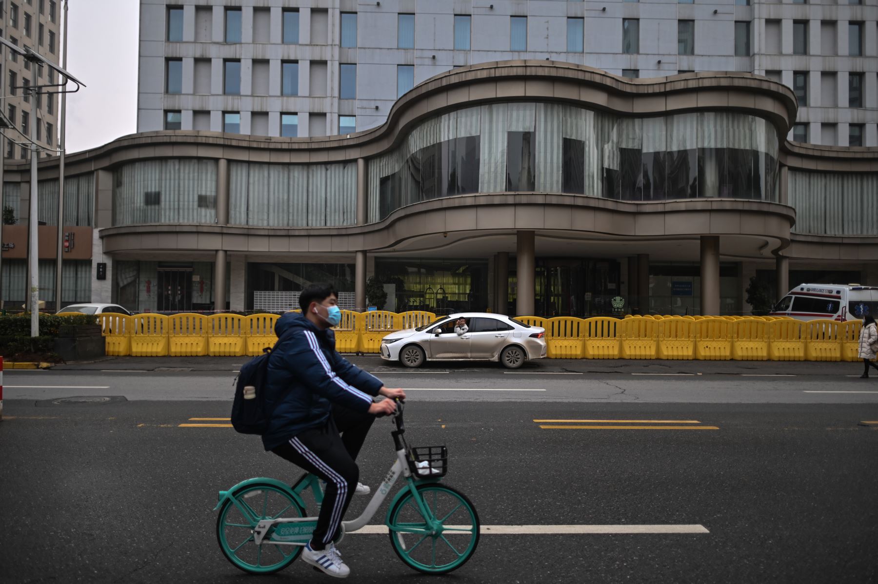 La Comisión Nacional de Sanidad de China anunció la detección de 54 nuevos contagios del coronavirus SARS-CoV-2, de los que 41 son infecciones locales. Foto: AFP