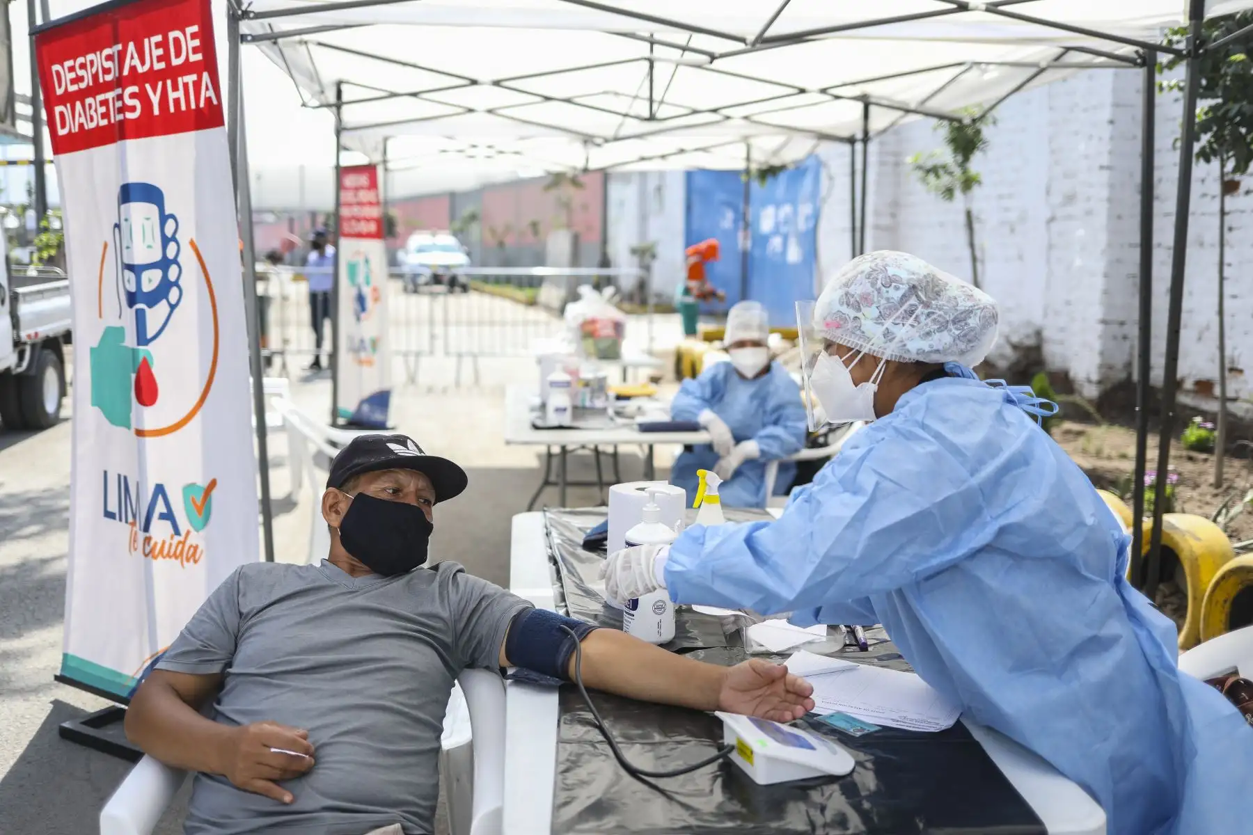 Con el objetivo de seguir velando por la salud de la población y generar espacios libres de COVID-19, la Municipalidad de Lima, a través de la campaña ‘Lima te cuida’ realizó pruebas de descarte  Covid-19 en el AAHH 1ro de mayo. Foto: ANDINA/Municipalidad de Lima
