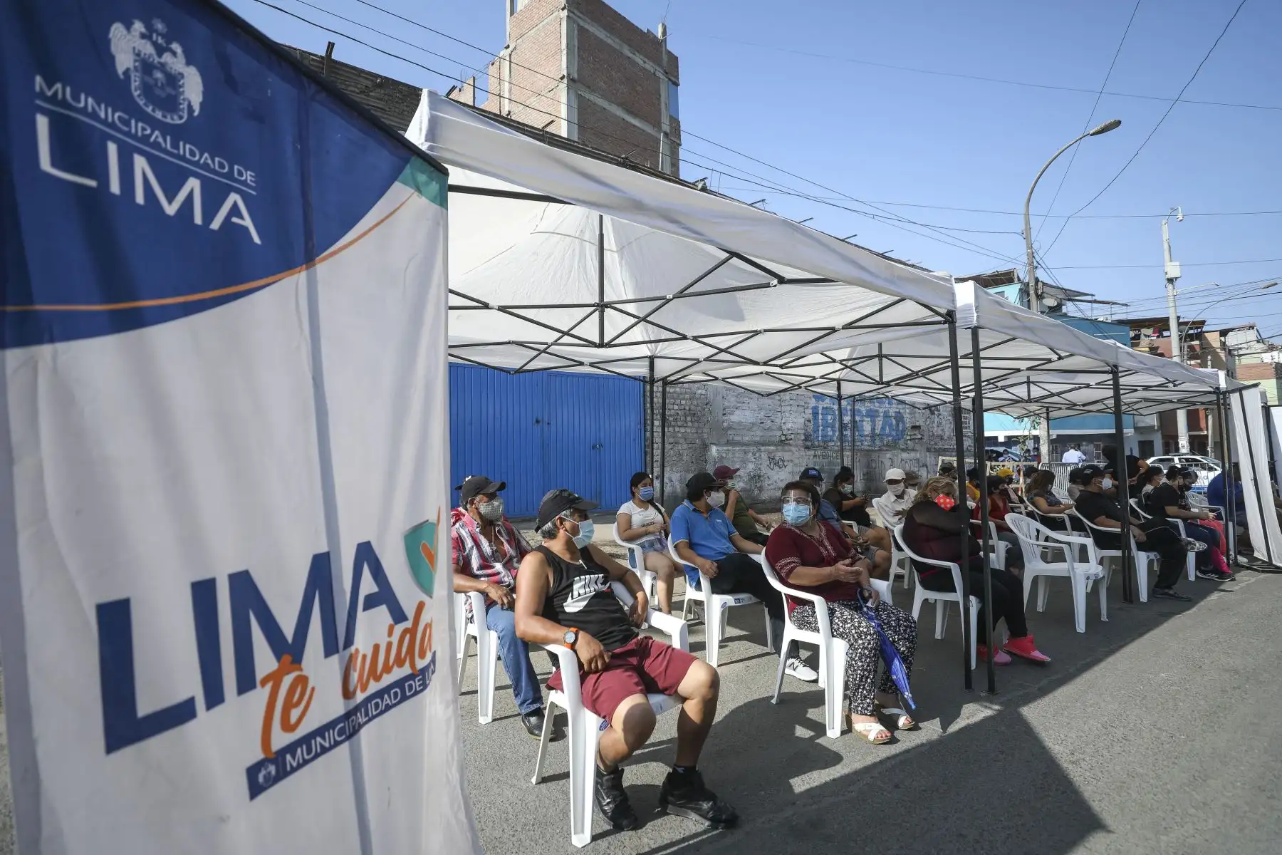 Con el objetivo de seguir velando por la salud de la población y generar espacios libres de COVID-19, la Municipalidad de Lima, a través de la campaña ‘Lima te cuida’ realizó pruebas de descarte  Covid-19 en el AAHH 1ro de mayo. Foto: ANDINA/Municipalidad de Lima