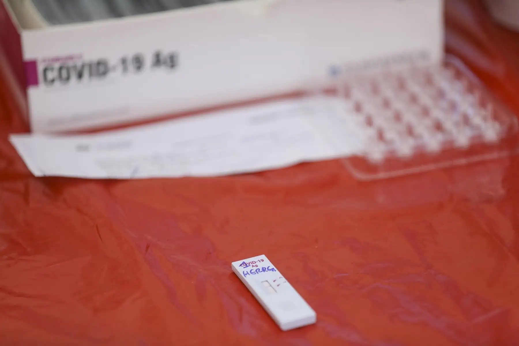 Con el objetivo de seguir velando por la salud de la población y generar espacios libres de COVID-19, la Municipalidad de Lima, a través de la campaña ‘Lima te cuida’ realizó pruebas de descarte  Covid-19 en el AAHH 1ro de mayo. Foto: ANDINA/Municipalidad de Lima
