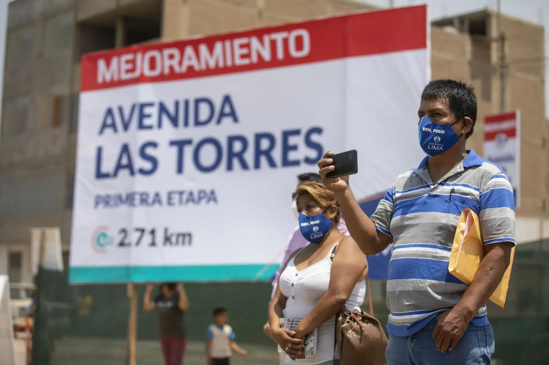 La Municipalidad de Lima inició las obras de mejoramiento de la primera etapa de la Av. Las Torres, de 2.71 kilómetros de extensión, comprendidos entre el puente Tumi y el arco de Jicamarca, en Lurigancho-Chosica.
Foto: Municipalidad de Lima