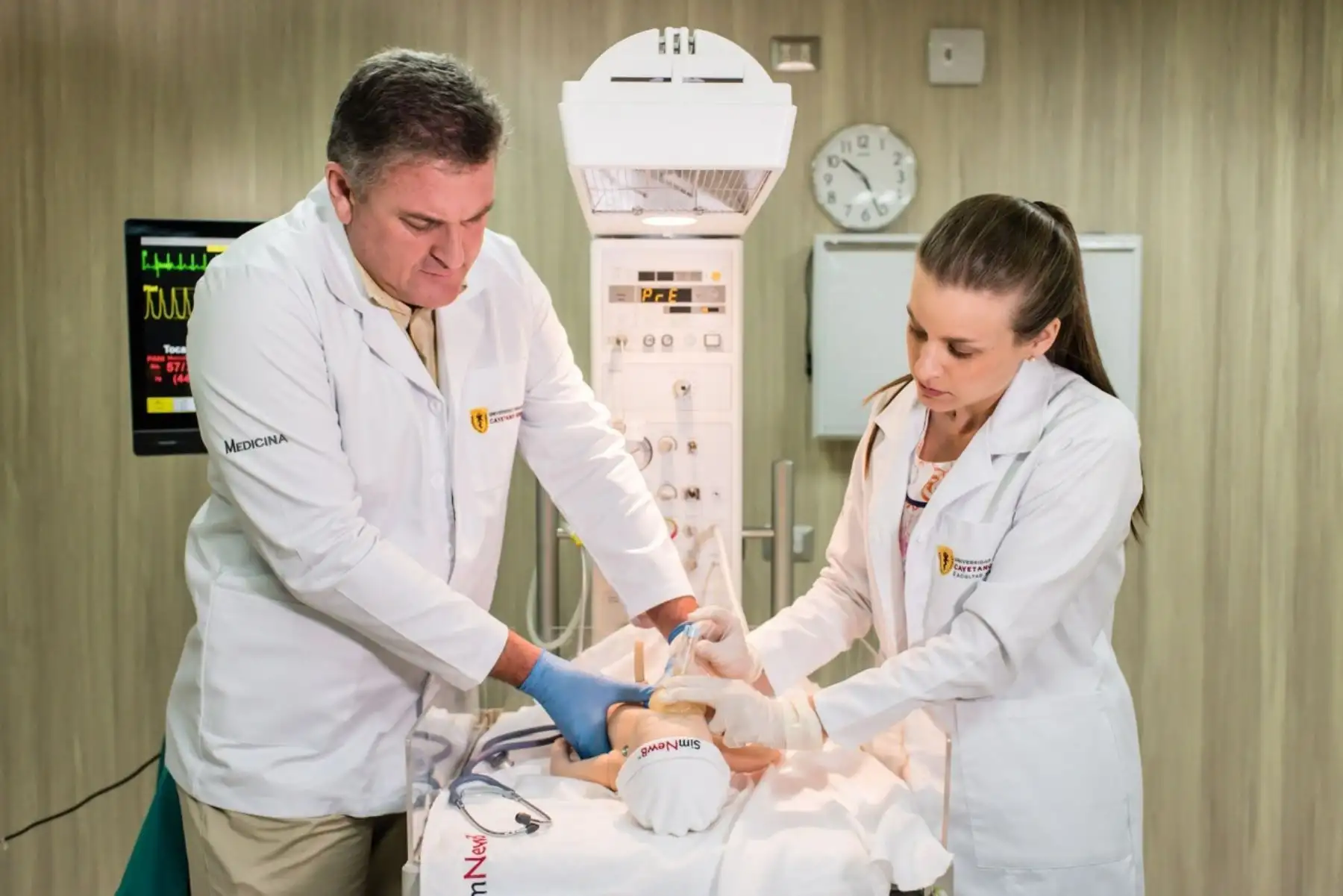 Medicina de Cayetano Heredia es la primera carrera profesional licenciada por Sunedu. Foto: Sunedu