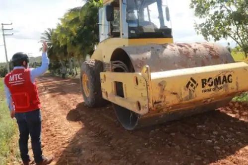 Construcción de carreteras. ANDINA/Difusión