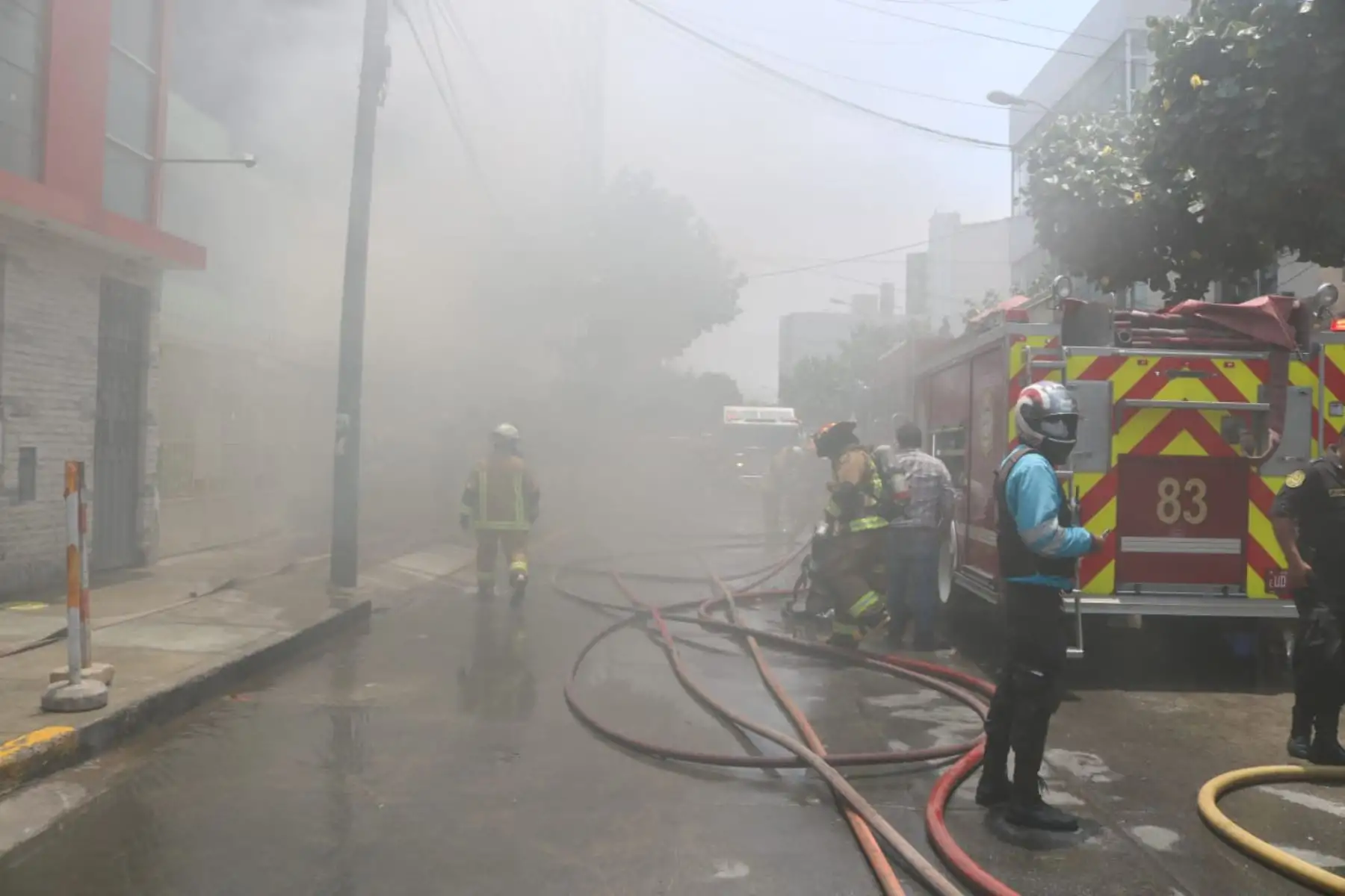 Incendio en el distrito de Magdalena Del Mar cerca del mercado.

Cortesía:Juan Carlos Chávez