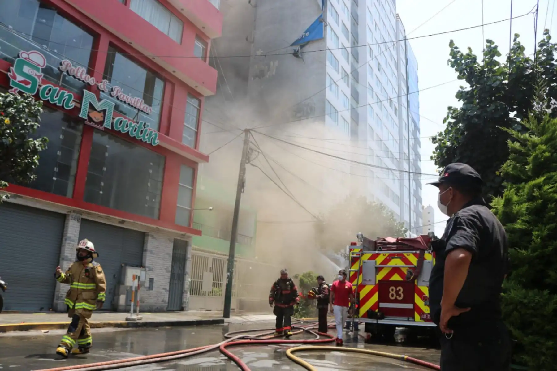 Incendio en el distrito de Magdalena Del Mar cerca del mercado.

Cortesía:Juan Carlos Chávez