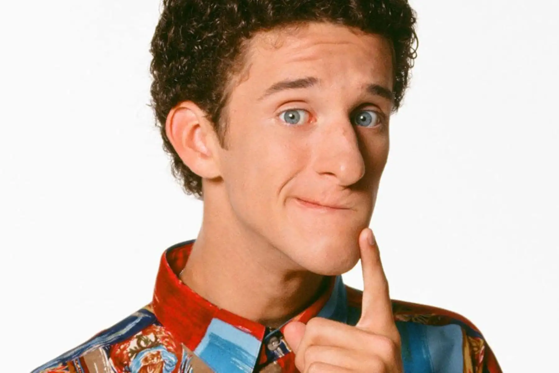 El actor estadounidense Dustin Diamond, mejor conocido por interpretar al nerd Screech en la exitosa serie de televisión "Salvado por la Campana", murió el 1 de febrero de 2021, dijo su agente, pocas semanas después de que le diagnosticaran un cáncer agresivo. Tenía 44 años. Foto: INTERNET/Medios