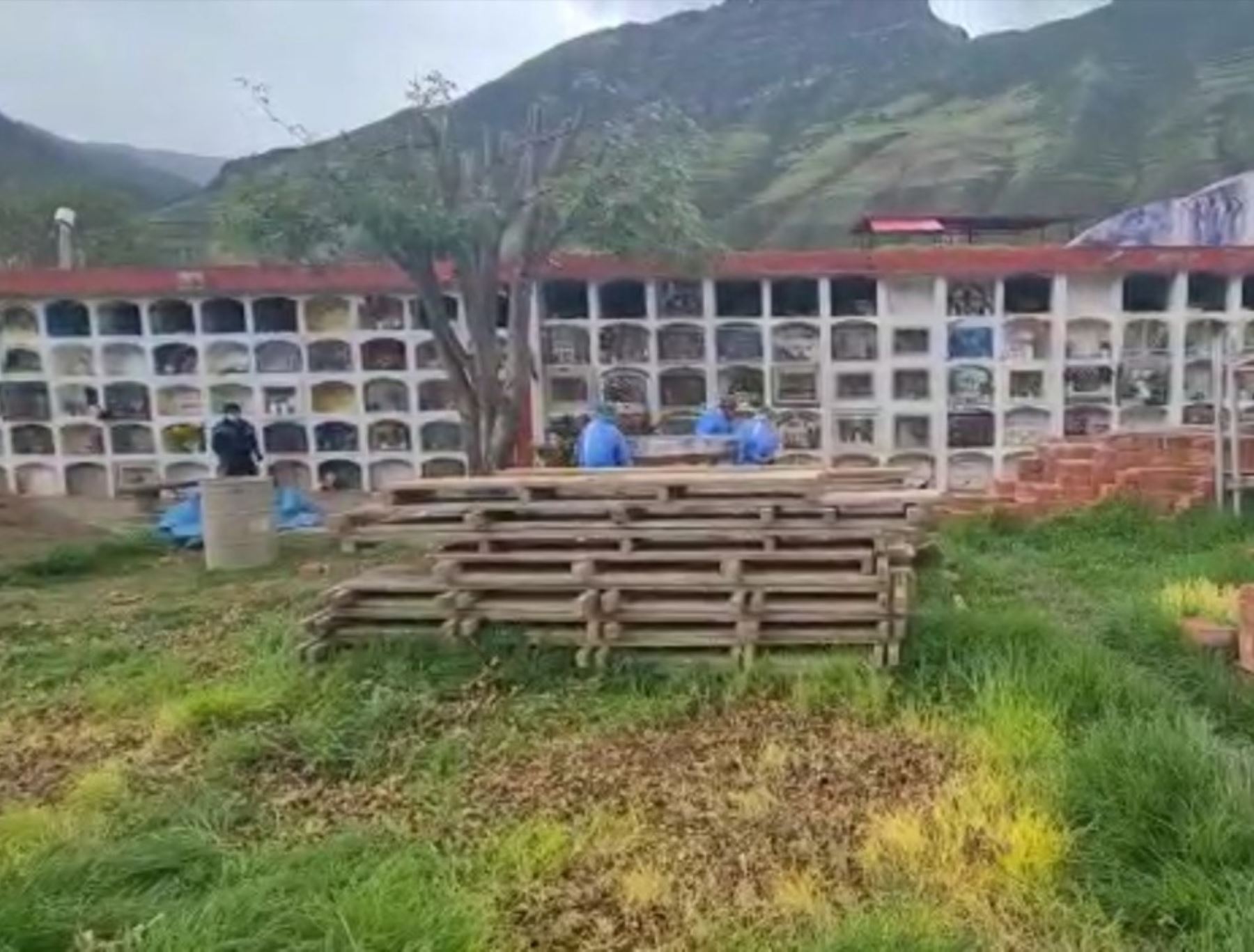 El distrito de Yucay, en Cusco, sancionará a las personas que no usen mascarilla y deberán trabajar en la construcción del nuevo cementerio para víctimas del coronavirus (covid-19).