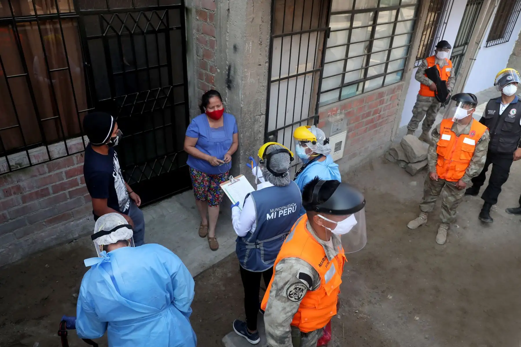 Ministra de Defensa,  Nuria Esparch, supervisó Operación Tayta contra el covid-19 en el distrito de Mi Perú.

Foto: ANDINA/MINDEF