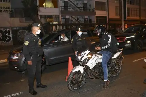Importante operativo realizó la División de Prevención e Investigación de Robo de Vehículos (Diprove) para reducir los asaltos y robos en Lima Norte y Lima Sur. Foto: ANDINA/Mininter