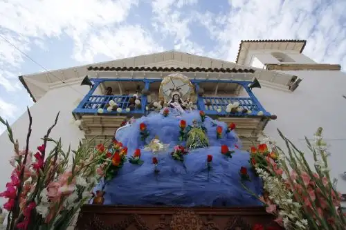 La Virgen del Carmen de Paucartambo (Cusco) fue coronada hace 36 años por san Juan Pablo II. Foto: ANDINA/Percy Hurtado.