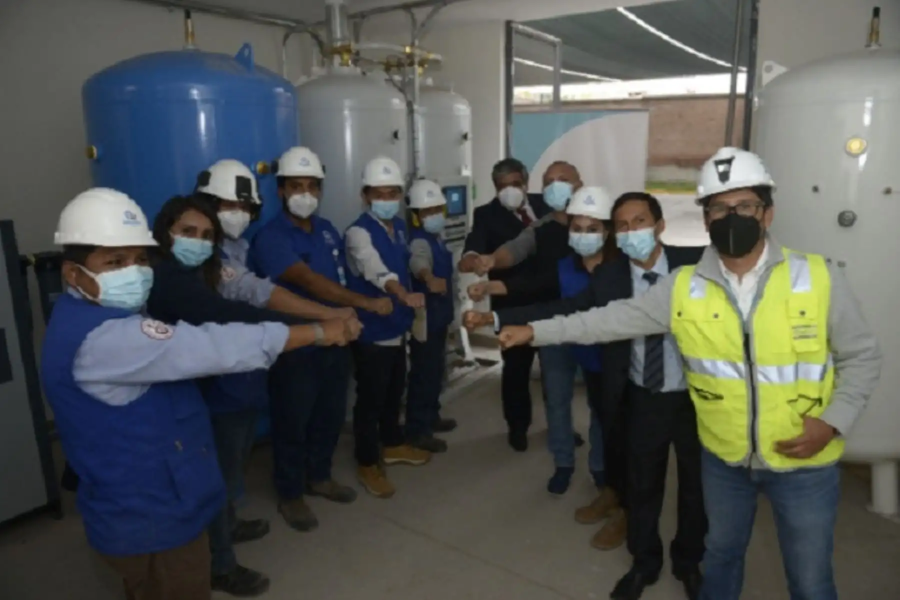 El IREN Sur ahora cuenta con una moderna planta que produce 20 metros cúbicos de oxígeno por hora, el equivalente a 48 balones de oxígeno de 10 metros cúbicos al día.