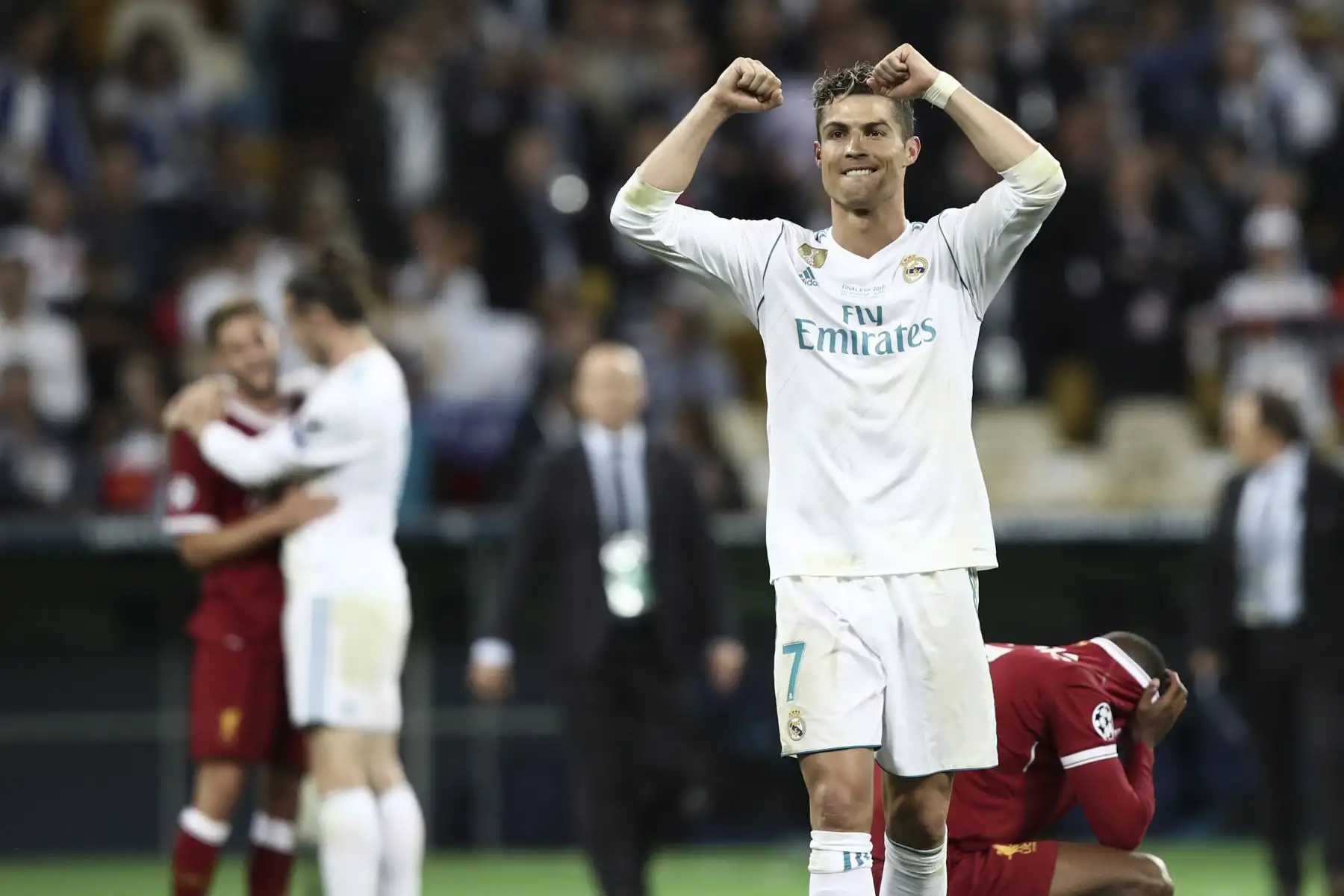 El ex delantero portugués del Real Madrid, Cristiano Ronaldo, celebra tras ganar la final de la UEFA Champions League entre el Liverpool y el Real Madrid. Hoy delantero del Juventus, celebra sus 36 cumpleaños, es el goleador máximo de todos los tiempos con 763 anotaciones.