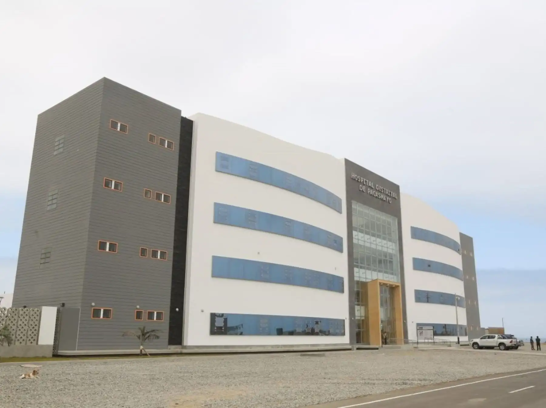 El Ministerio de Salud entregó equipamiento médico y mobiliario para el Hospital de Pacasmayo, ubicado en la región La Libertad. ANDINA/Difusión