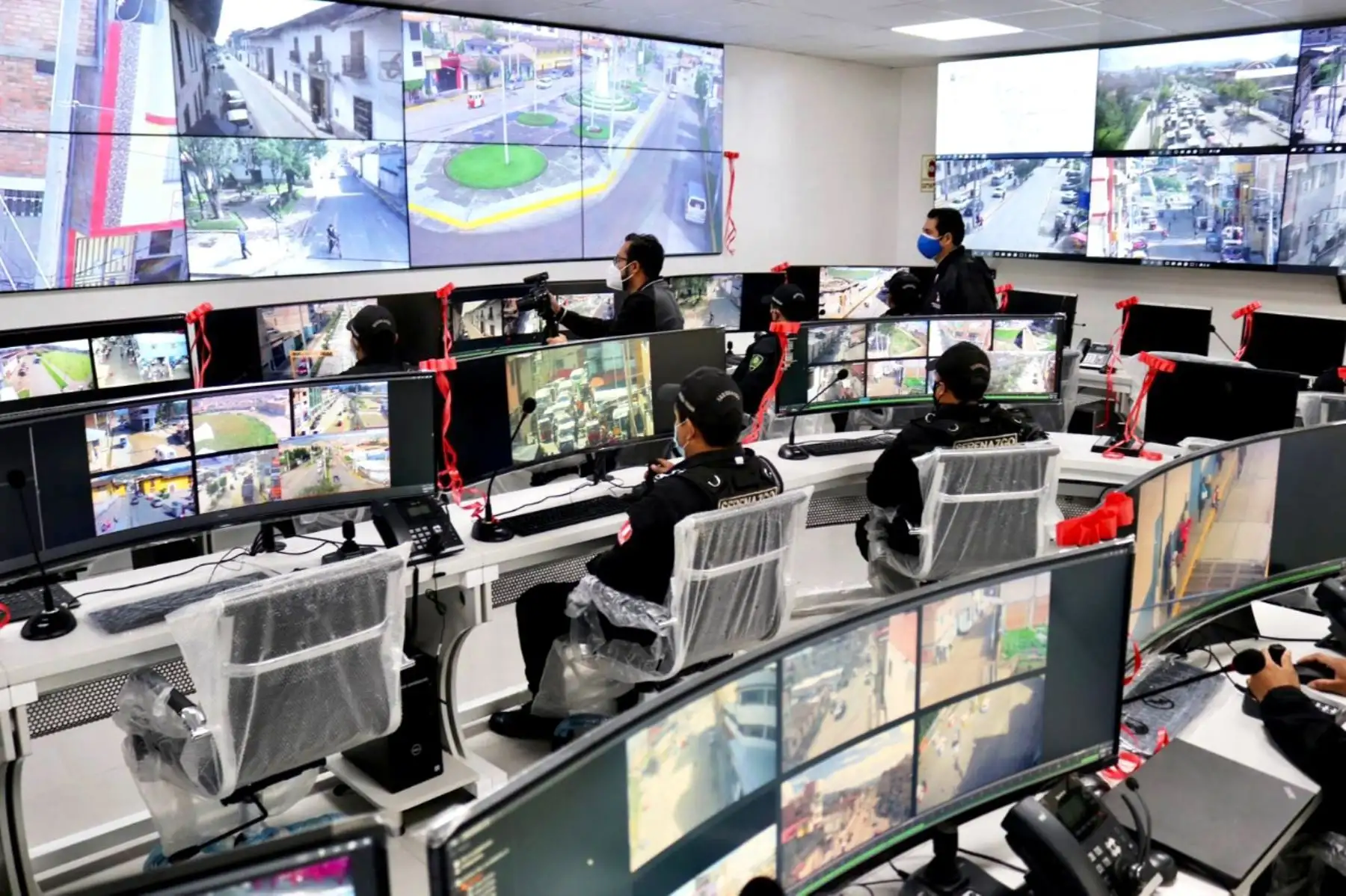 Central de monitoreo de las cámaras de videovigilancia. Foto: ANDINA/Difusión.