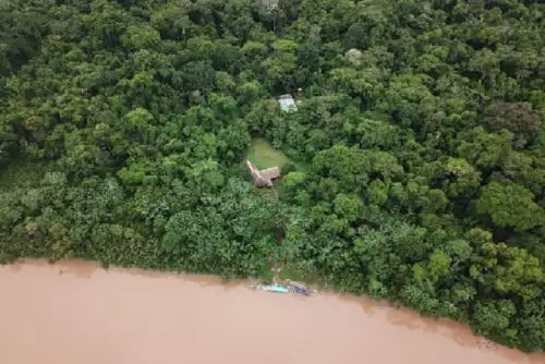 El Parque Nacional del Manu es la tercera área natural protegida más grande del Perú.