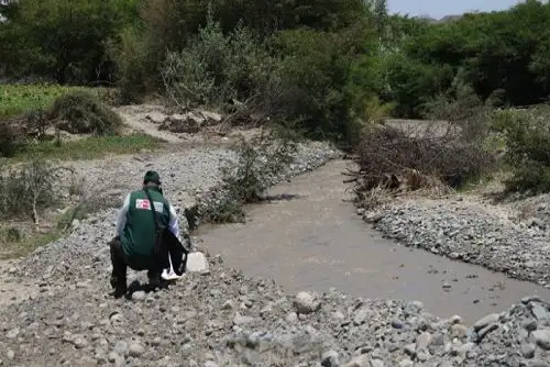 Durante la inspección se verificó la modificación del río Santa Cruz, así como la depredación de las defensas naturales del río Grande.