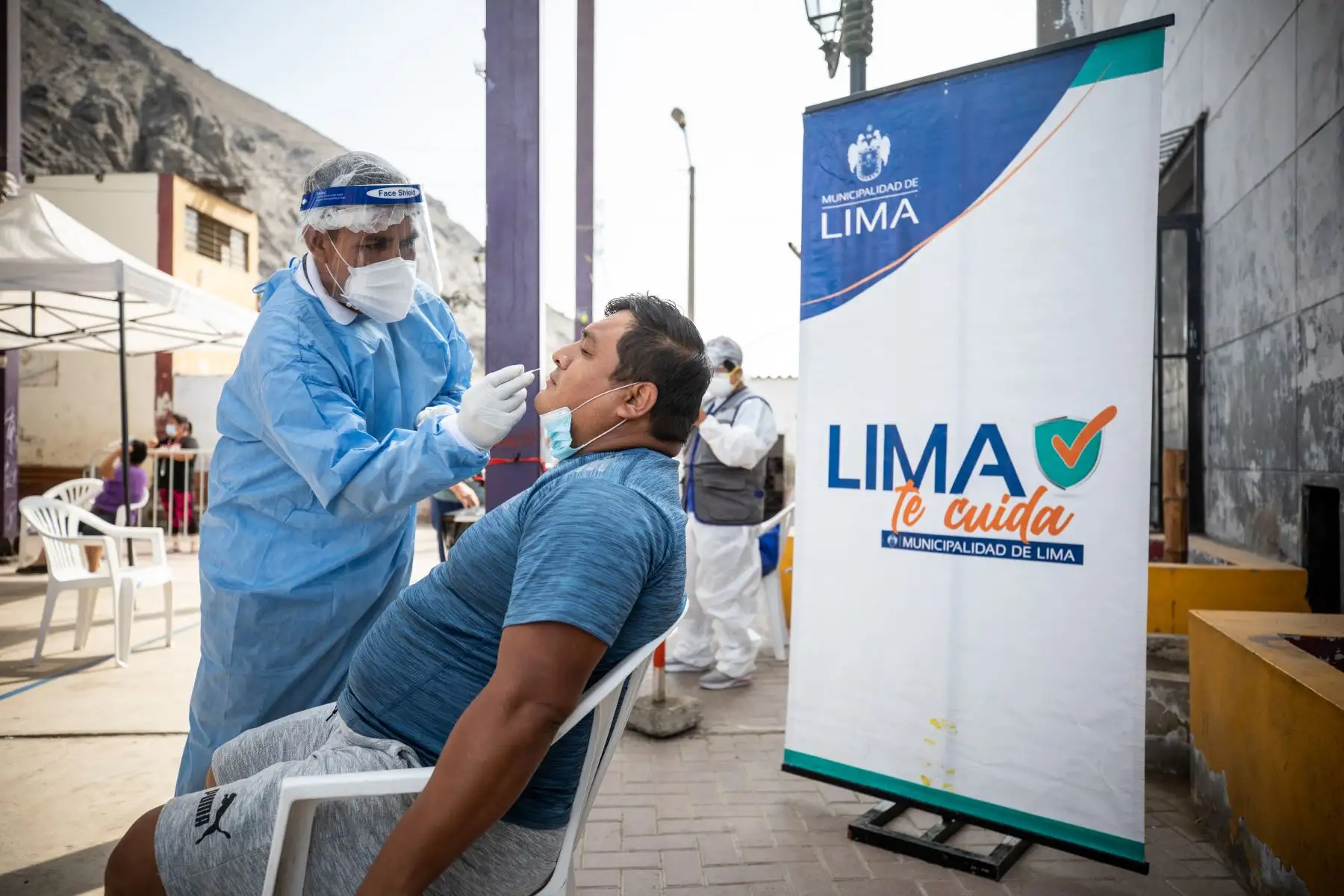 Campaña de salud “Lima te cuida llegó al Cerro San Cristobal, a través de Sisol Salud, intensifica su estrategia territorial realizando pruebas de descarte Covid-19. Foto: ANDINA/Municipalidad de Lima