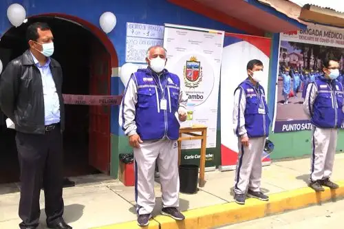 La Red de Salud Valle del Mantaro instaló nueve puntos satélite para el descarte del covid-19 en Huancayo. Foto: Cortesía Pedro Tinoco