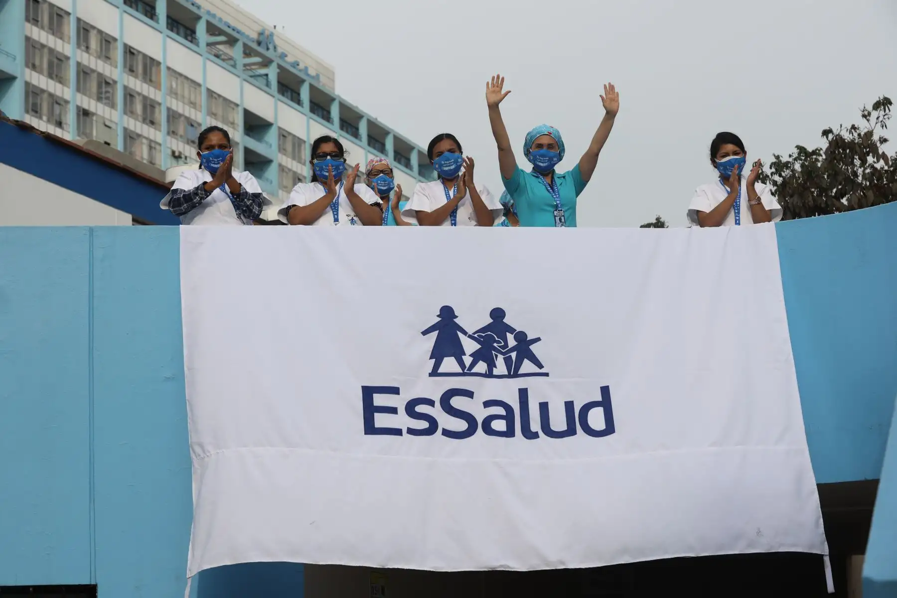 Redes Prestacionales de Lima reciben lote de vacunas contra el Covid-19.
Foto: Essalud