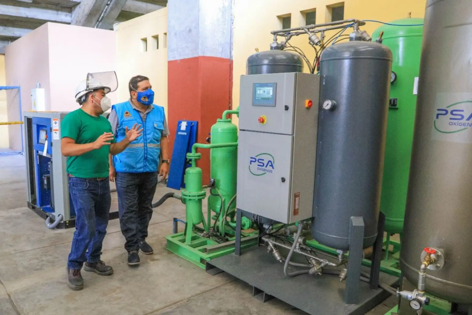 El oxígeno medicinal es el insumo más solicitado en Chimbote, en el contexto de la segunda ola del covid-19.